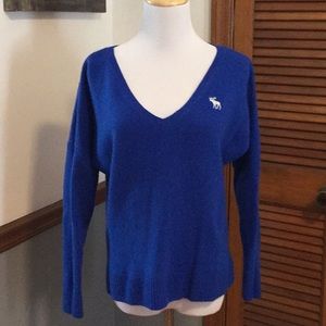Abercrombie & Fitch Sweater